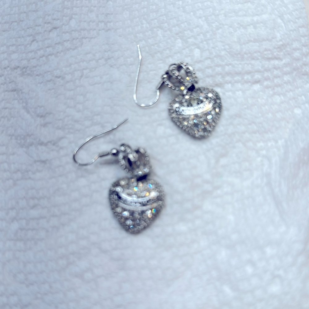 Juicy couture crown earrings